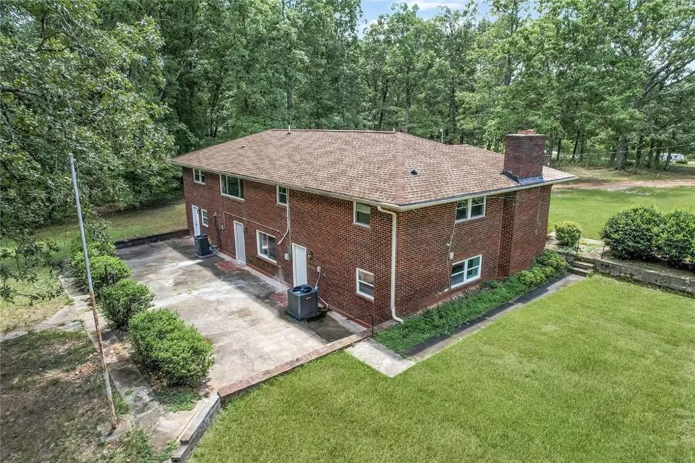 7034 Capps Ferry Road Douglasville, GA 30135