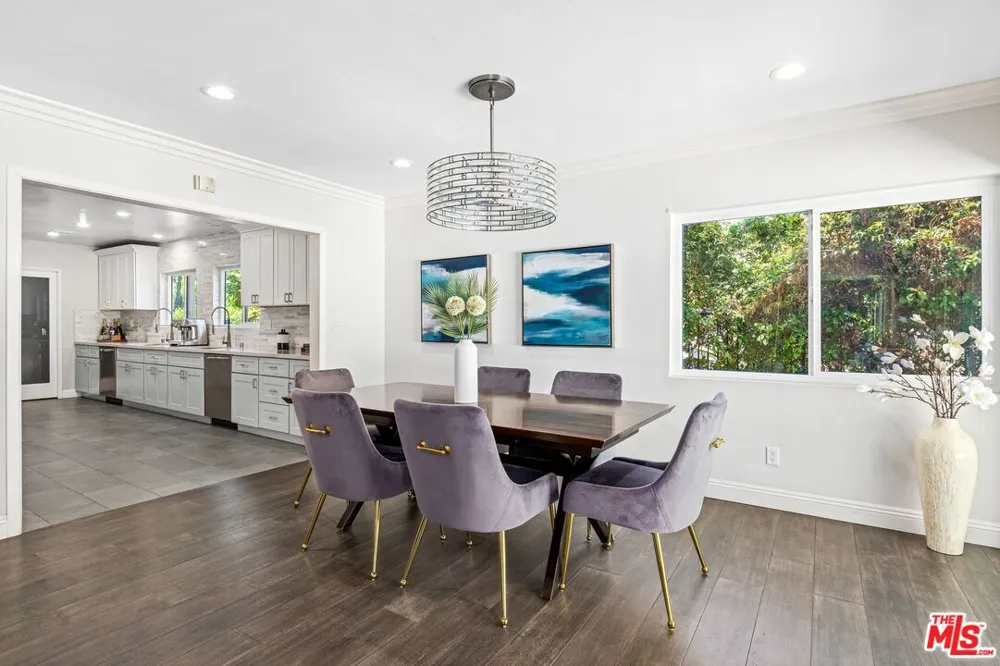 3430 Loadstone Drive Los Angeles, CA 91403