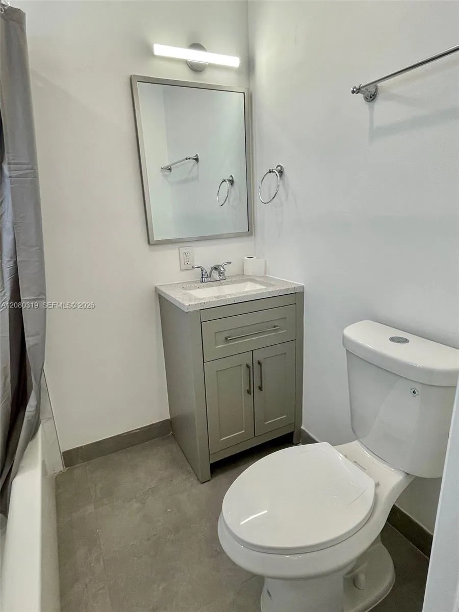 5711 NW 28th St #5711 Lauderhill, FL 33313