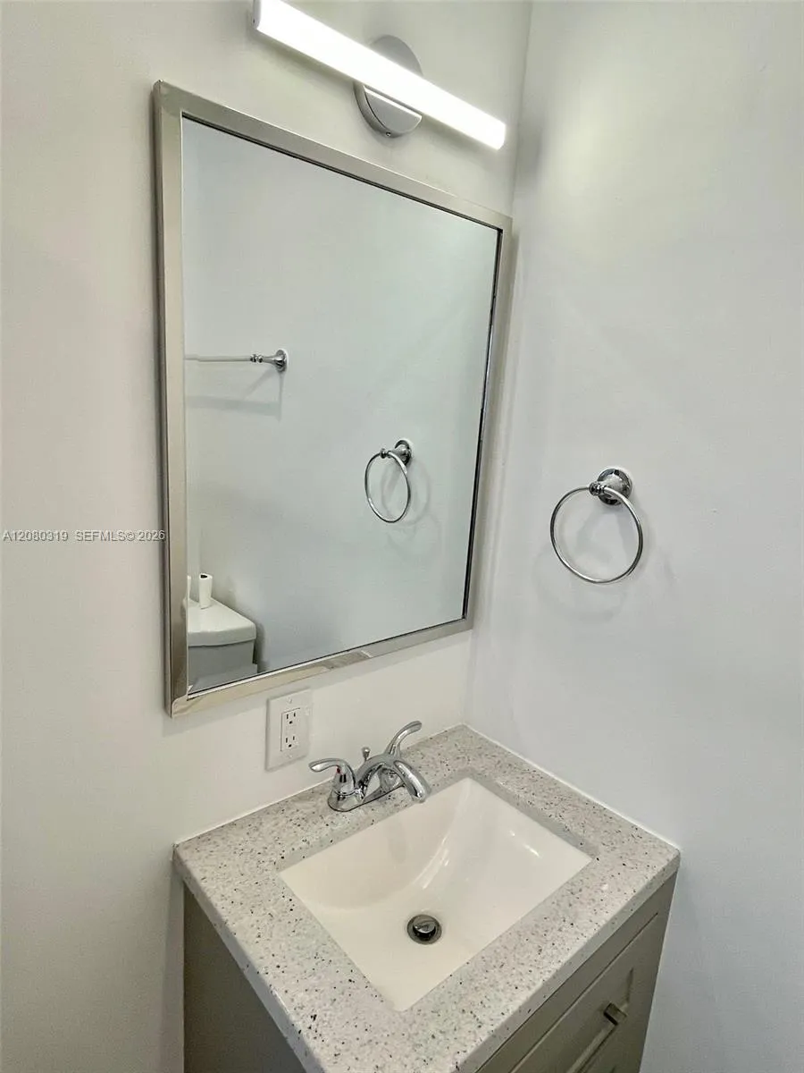 5711 NW 28th St #5711 Lauderhill, FL 33313