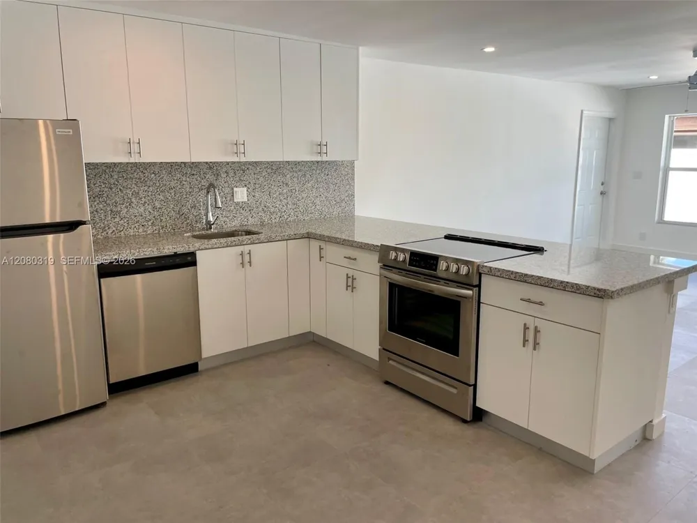 5711 NW 28th St #5711 Lauderhill, FL 33313