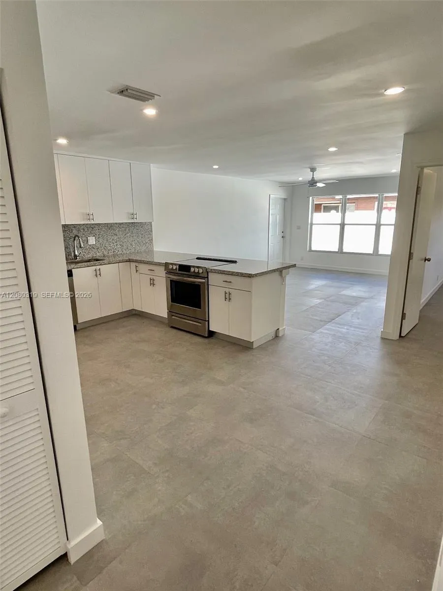 5711 NW 28th St #5711 Lauderhill, FL 33313