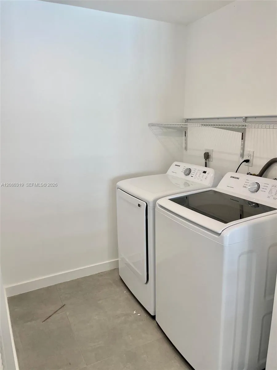 5711 NW 28th St #5711 Lauderhill, FL 33313