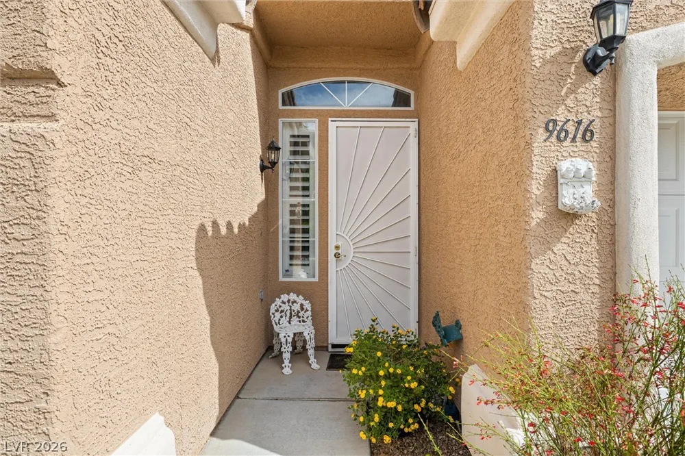 9616 Emeraude Avenue Las Vegas, NV 89147