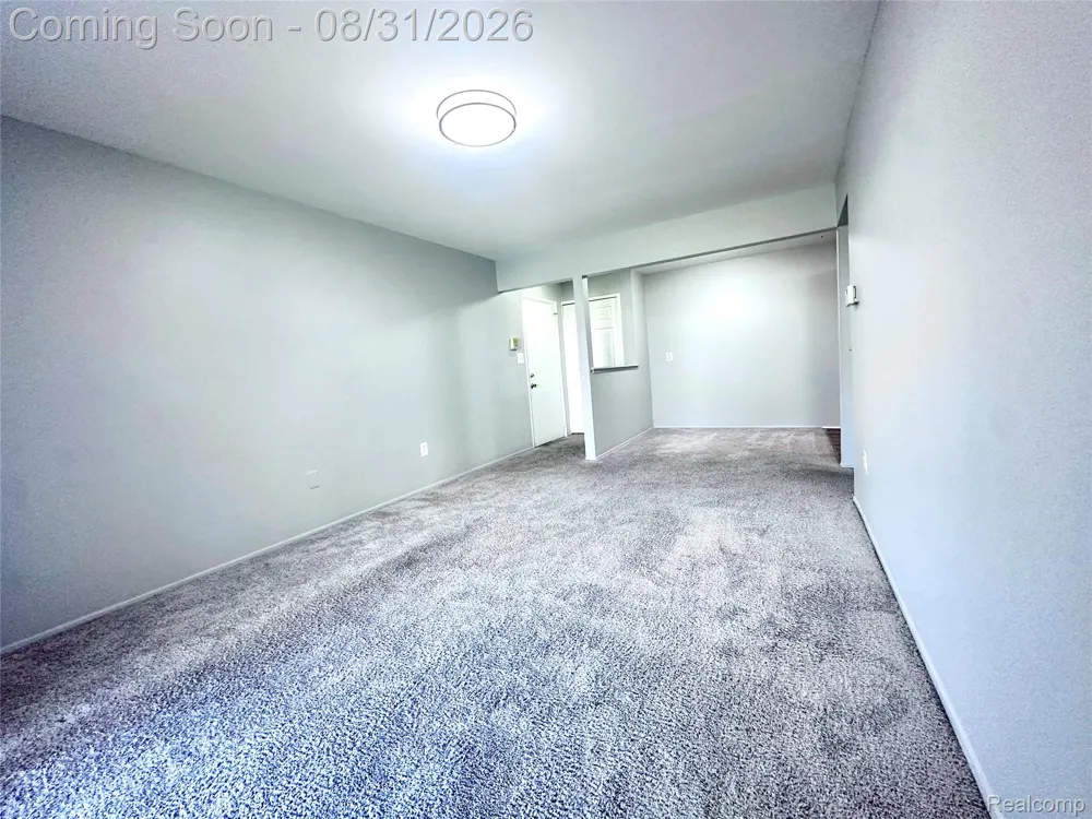 44481 Savery Drive Canton Charter Township, MI 48187