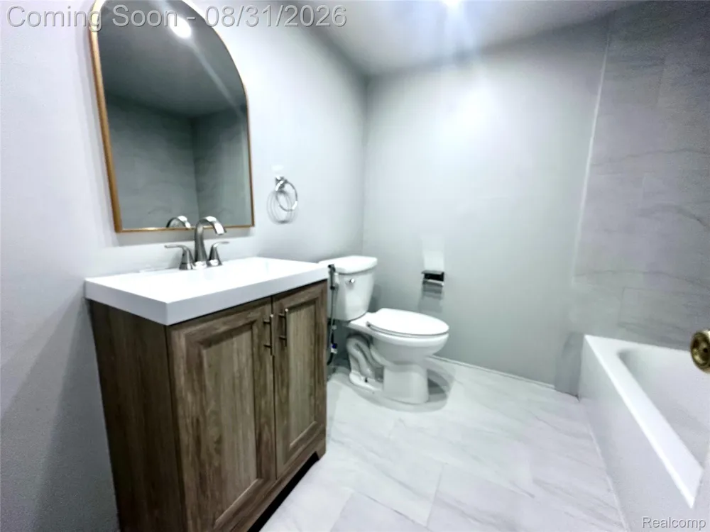 44481 Savery Drive Canton Charter Township, MI 48187