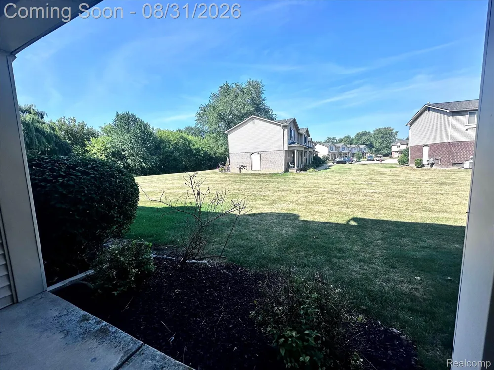 44481 Savery Drive Canton Charter Township, MI 48187
