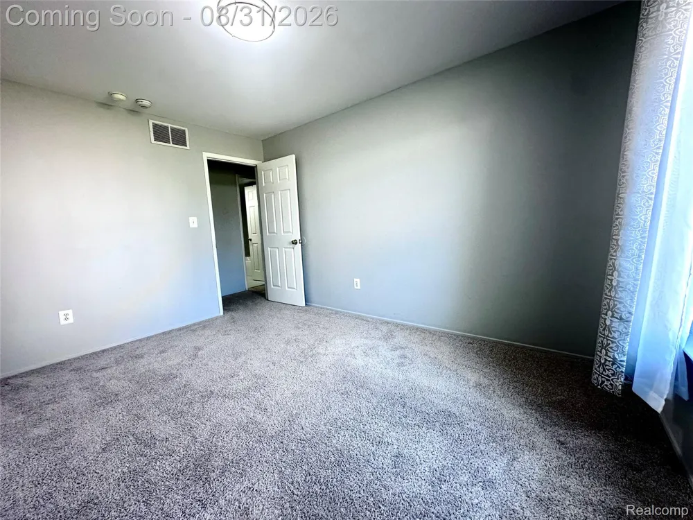 44481 Savery Drive Canton Charter Township, MI 48187
