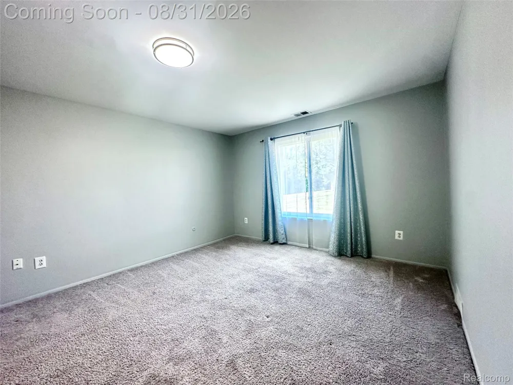 44481 Savery Drive Canton Charter Township, MI 48187