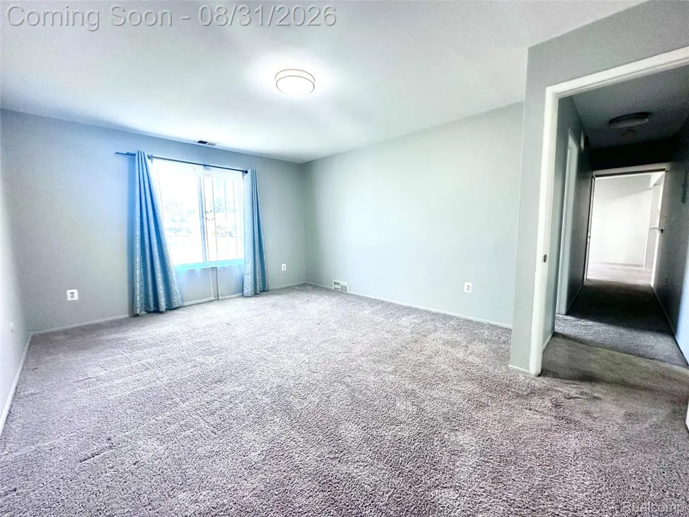 44481 Savery Drive Canton Charter Township, MI 48187