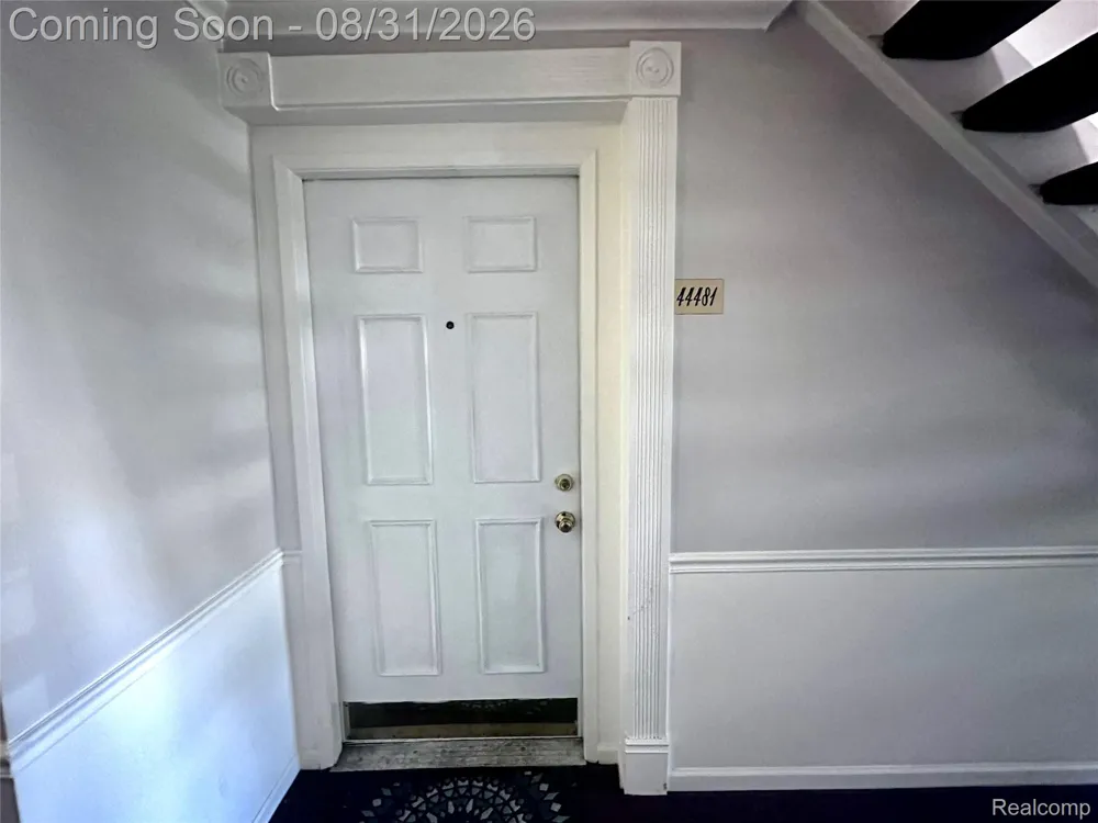 44481 Savery Drive Canton Charter Township, MI 48187