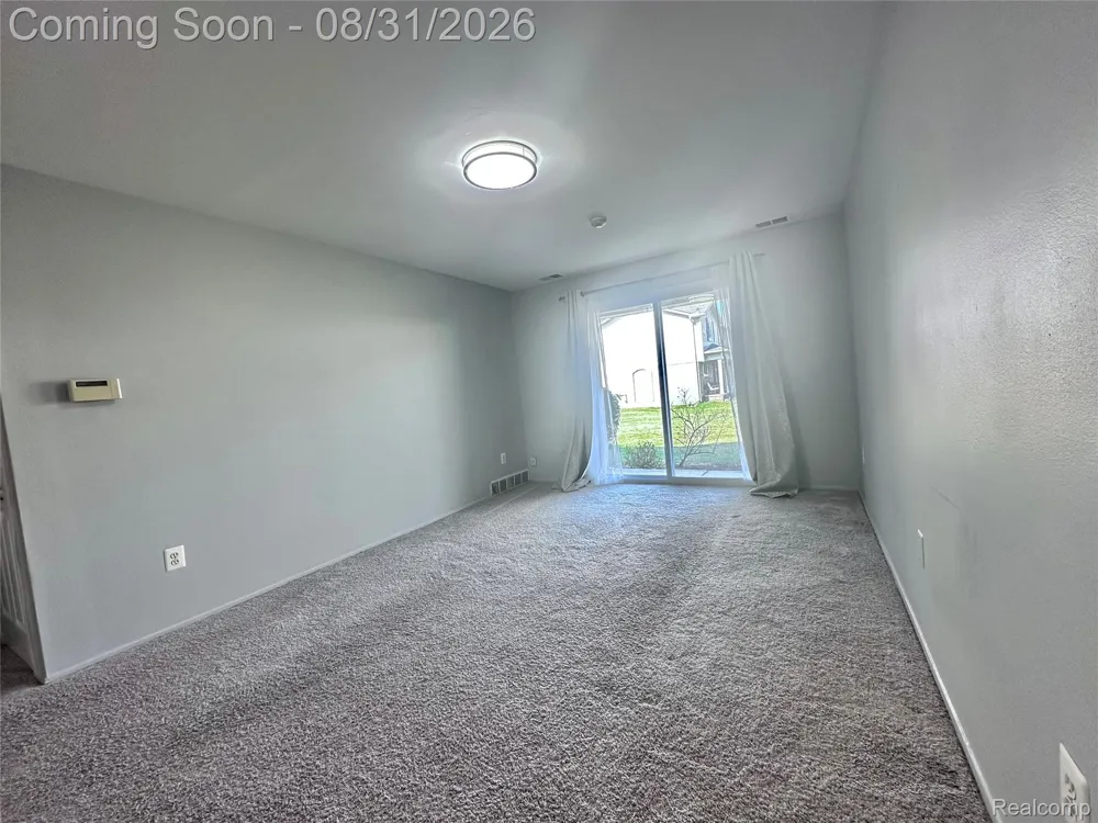 44481 Savery Drive Canton Charter Township, MI 48187