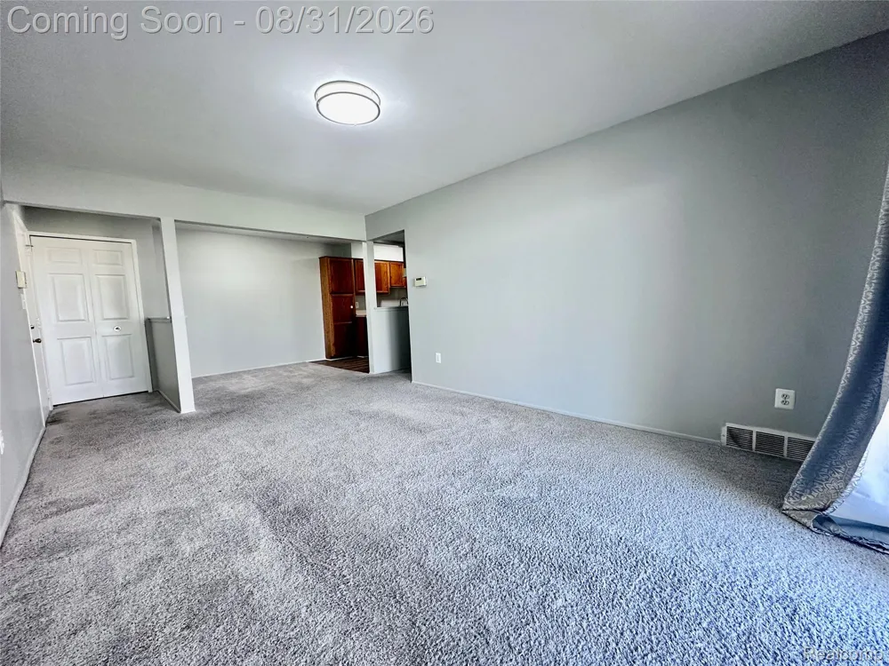 44481 Savery Drive Canton Charter Township, MI 48187