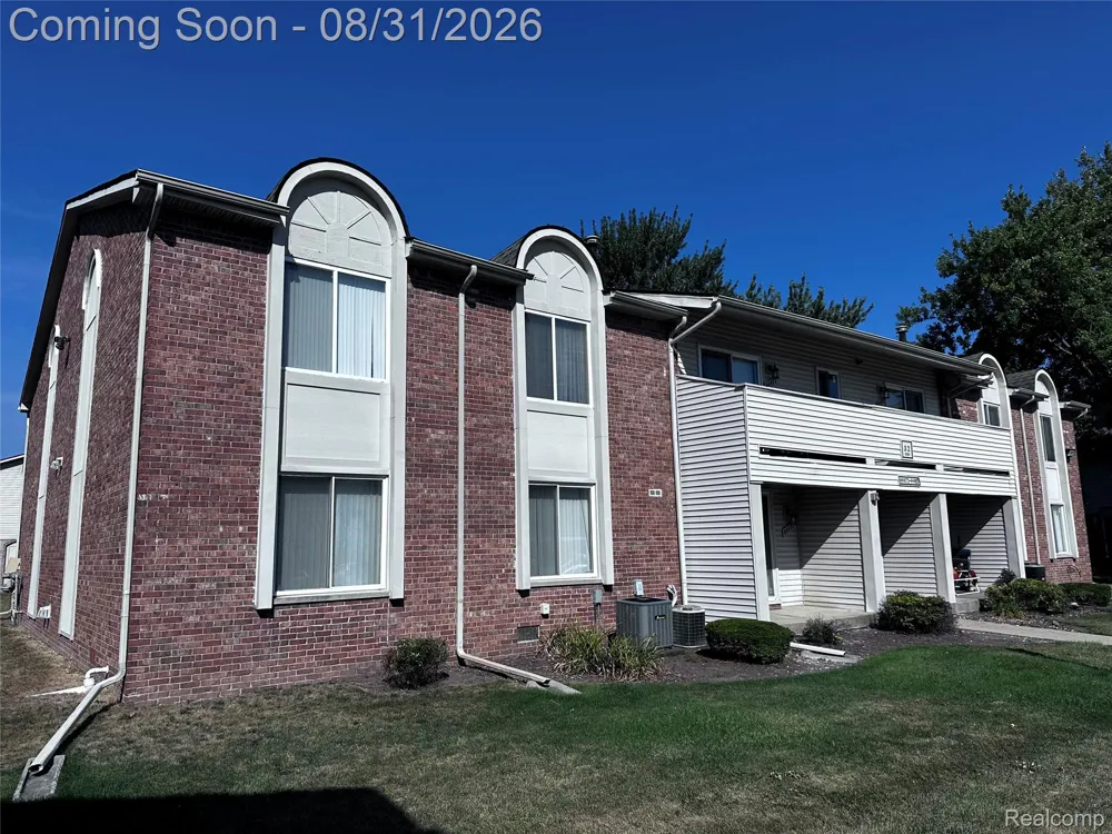 44481 Savery Drive Canton Charter Township, MI 48187