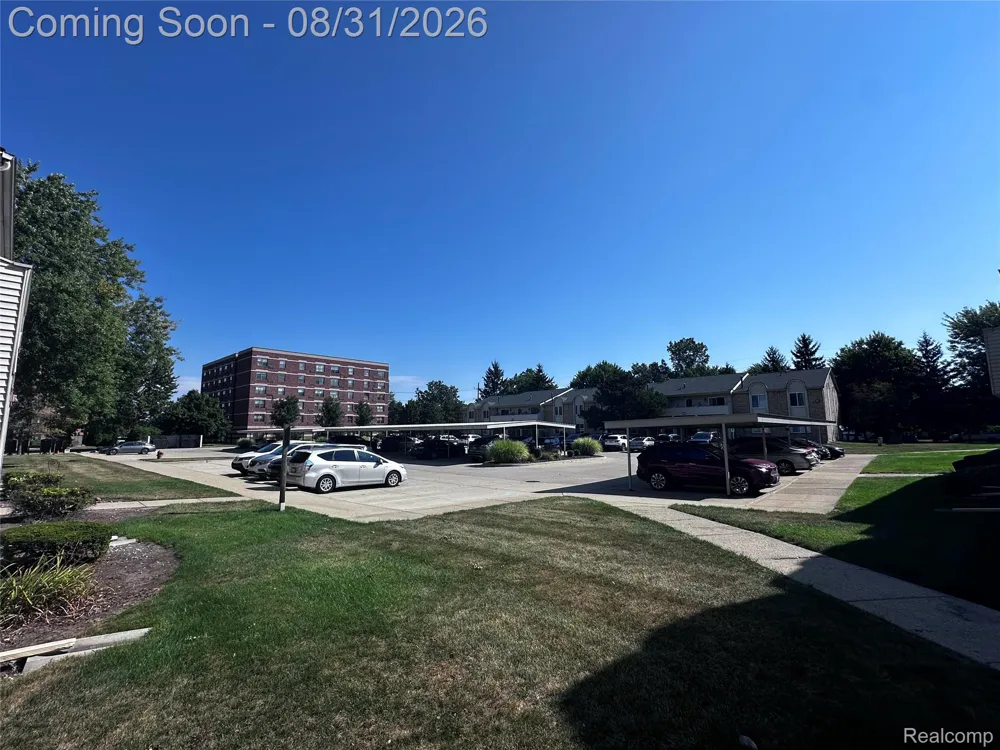44481 Savery Drive Canton Charter Township, MI 48187