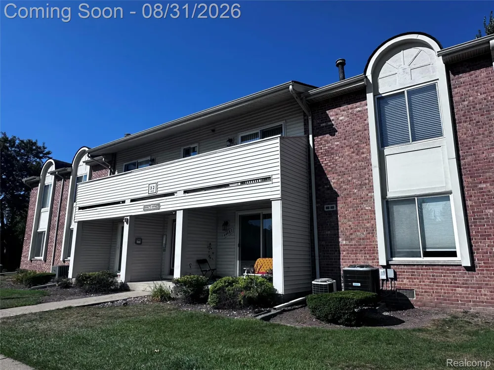 44481 Savery Drive Canton Charter Township, MI 48187