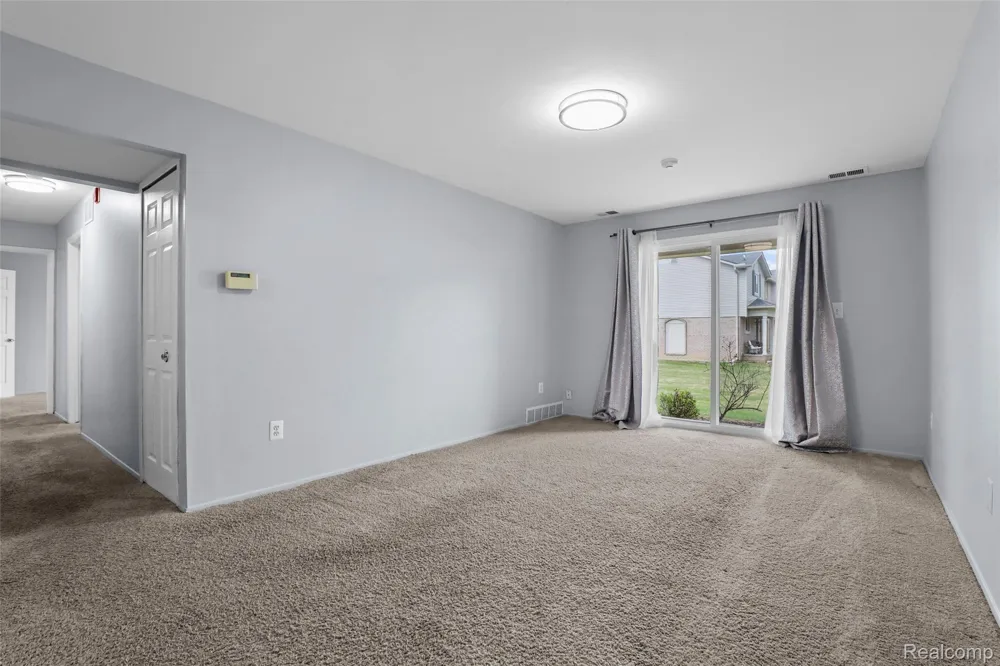 44481 Savery Drive Canton Charter Township, MI 48187