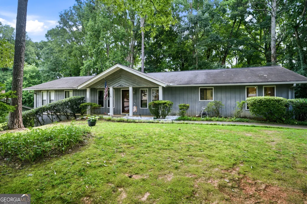 3462 Summie DR SW Lilburn, GA 30047