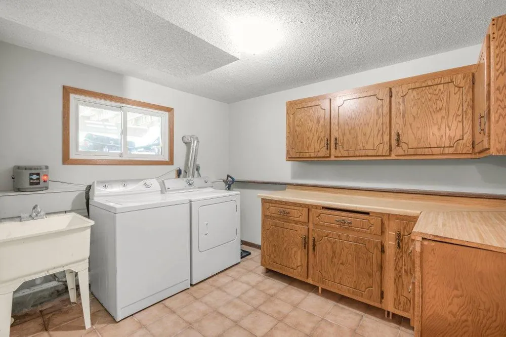 1808 W River Street Monticello, MN 55362