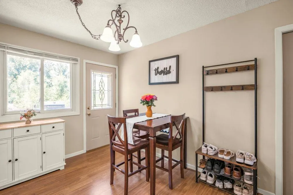 1808 W River Street Monticello, MN 55362