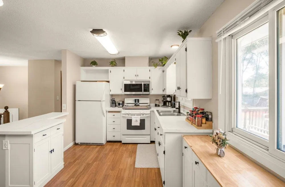 1808 W River Street Monticello, MN 55362