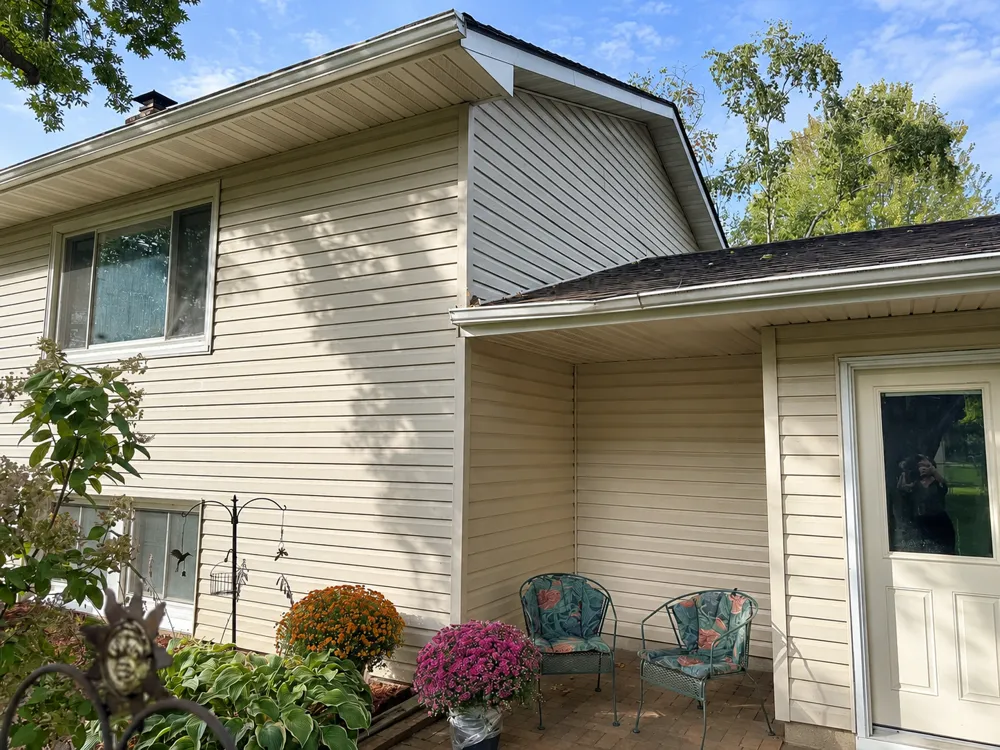1798 E Bluestone Drive Eagan, MN 55122