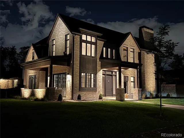 3303 E Asbury Avenue Denver, CO 80210
