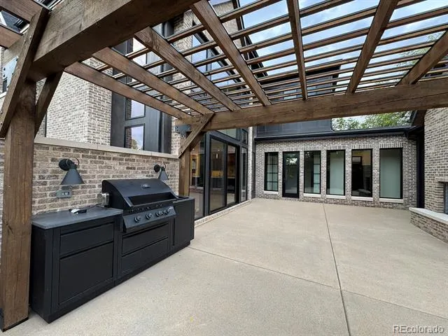 3303 E Asbury Avenue Denver, CO 80210