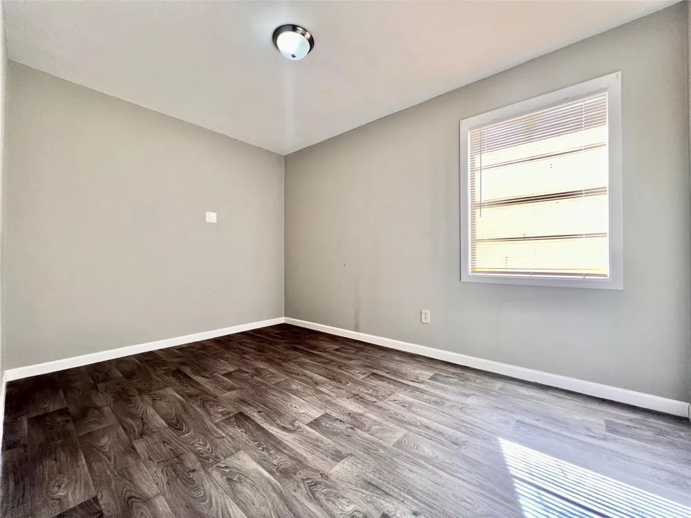 928 John Alber Road #C Houston, TX 77076