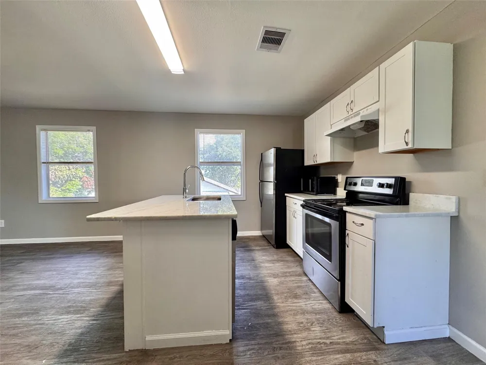 928 John Alber Road #C Houston, TX 77076