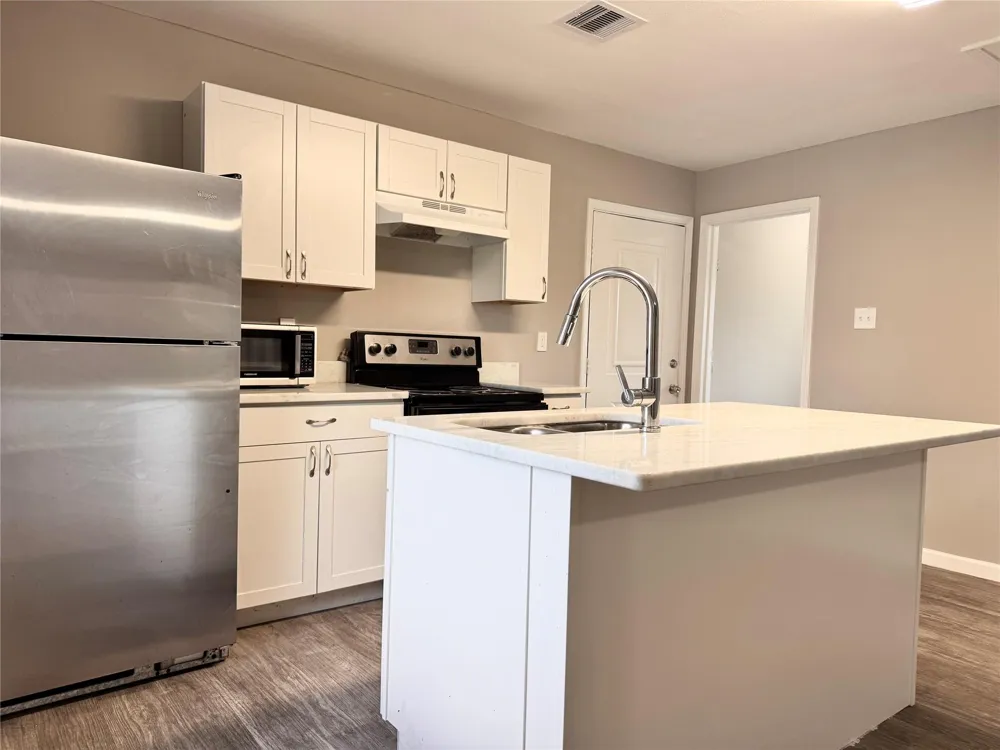 928 John Alber Road #C Houston, TX 77076