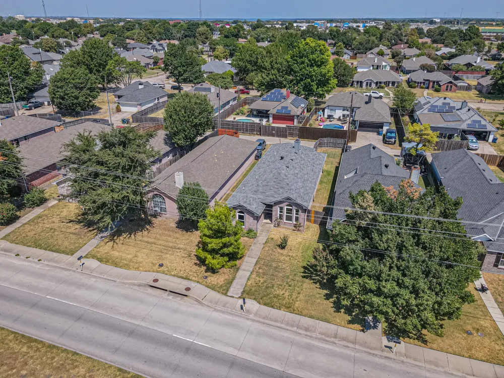 1403 E Brown Street Wylie, TX 75098
