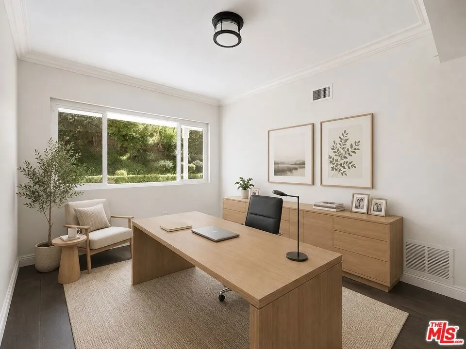 3430 Loadstone Drive Los Angeles, CA 91403