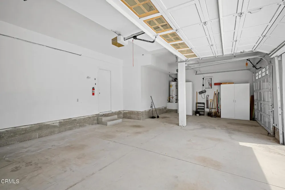1955 Calle Sirena Glendale, CA 91208