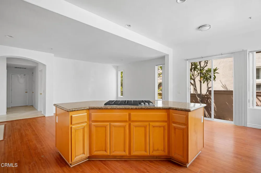 1955 Calle Sirena Glendale, CA 91208