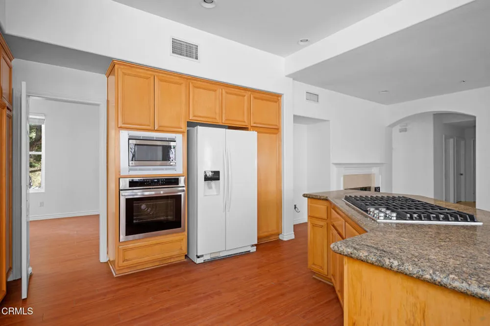 1955 Calle Sirena Glendale, CA 91208