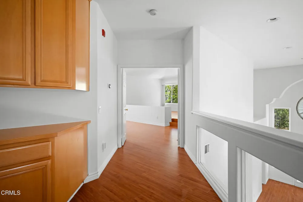 1955 Calle Sirena Glendale, CA 91208