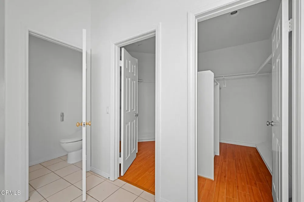 1955 Calle Sirena Glendale, CA 91208