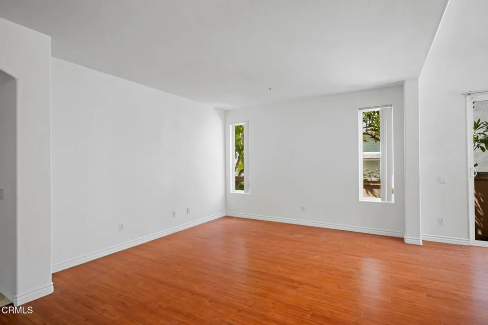1955 Calle Sirena Glendale, CA 91208