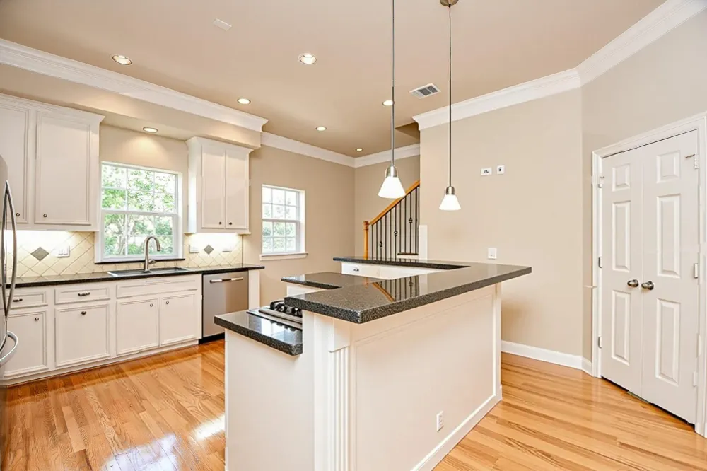 718 Roy Street Houston, TX 77007