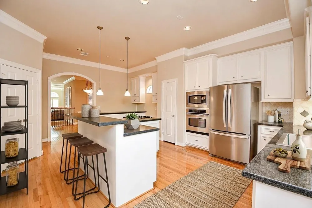 718 Roy Street Houston, TX 77007