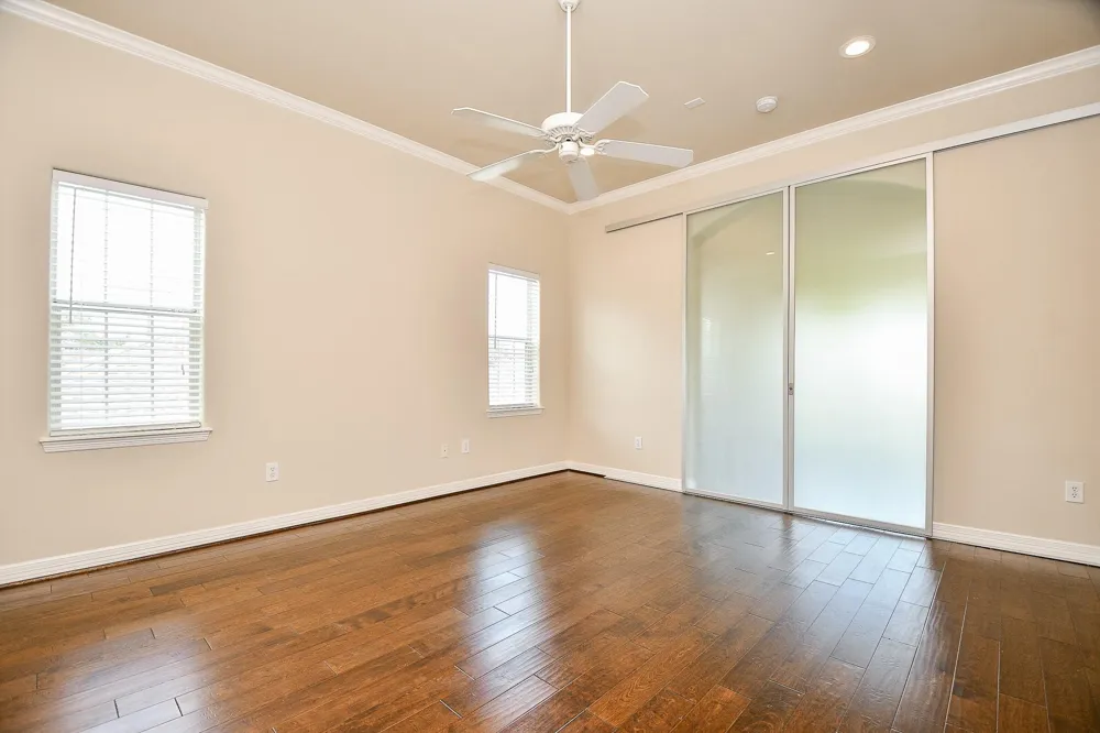 718 Roy Street Houston, TX 77007