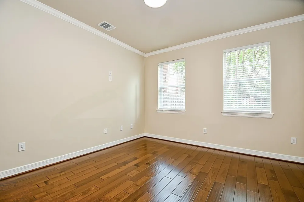 718 Roy Street Houston, TX 77007