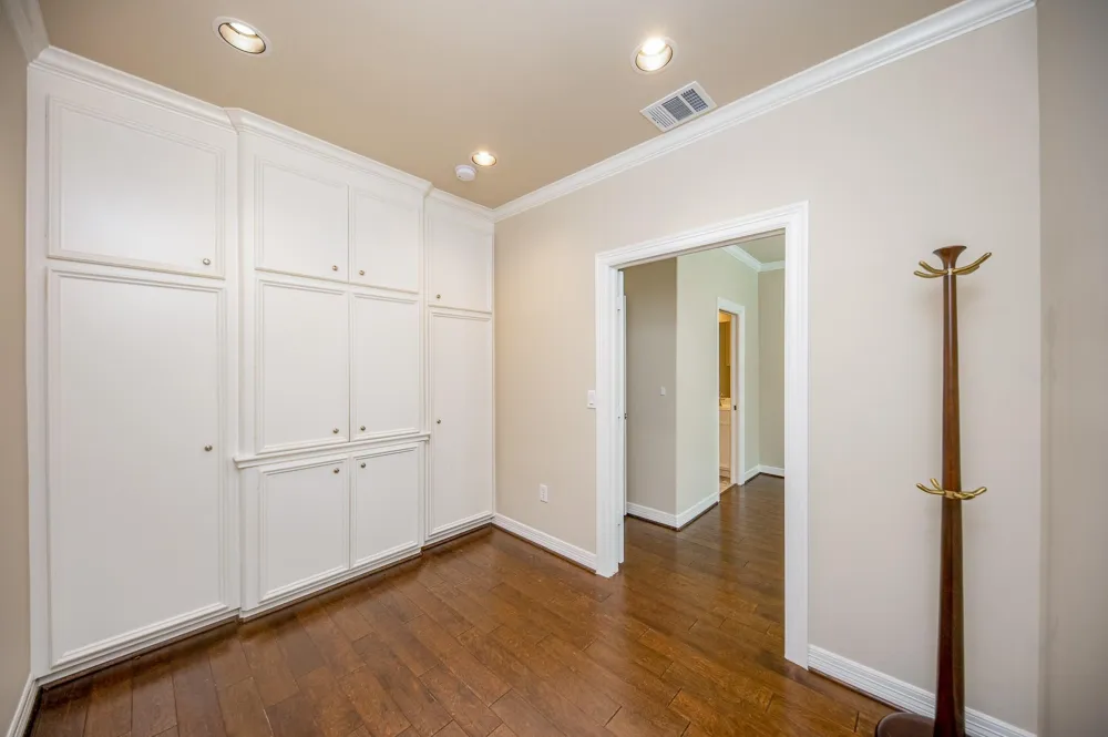 718 Roy Street Houston, TX 77007