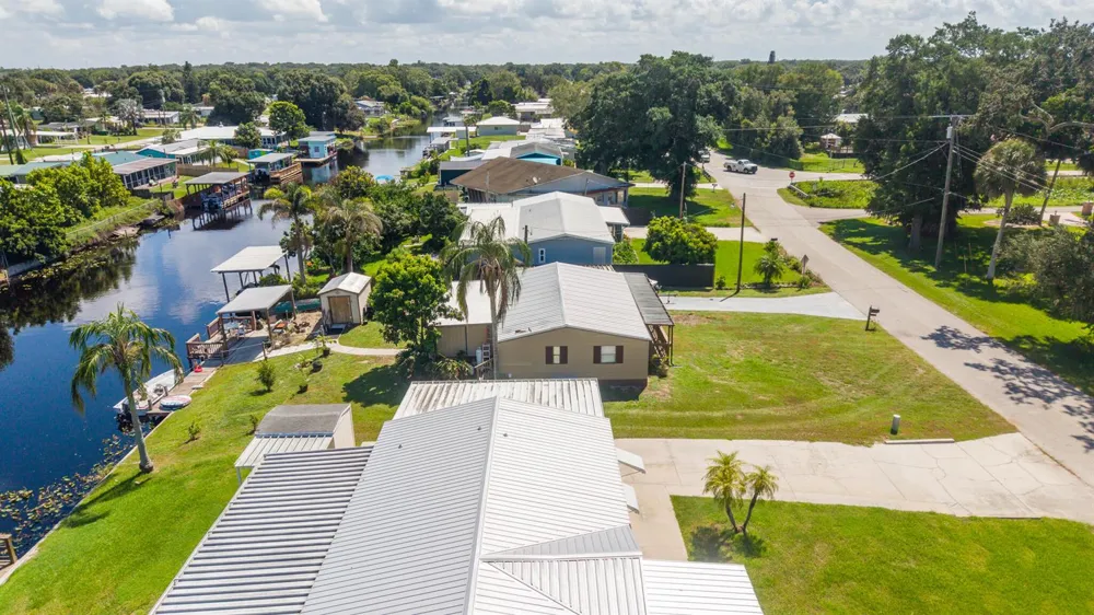 3301 SE 28TH STREET SE Okeechobee, FL 34974