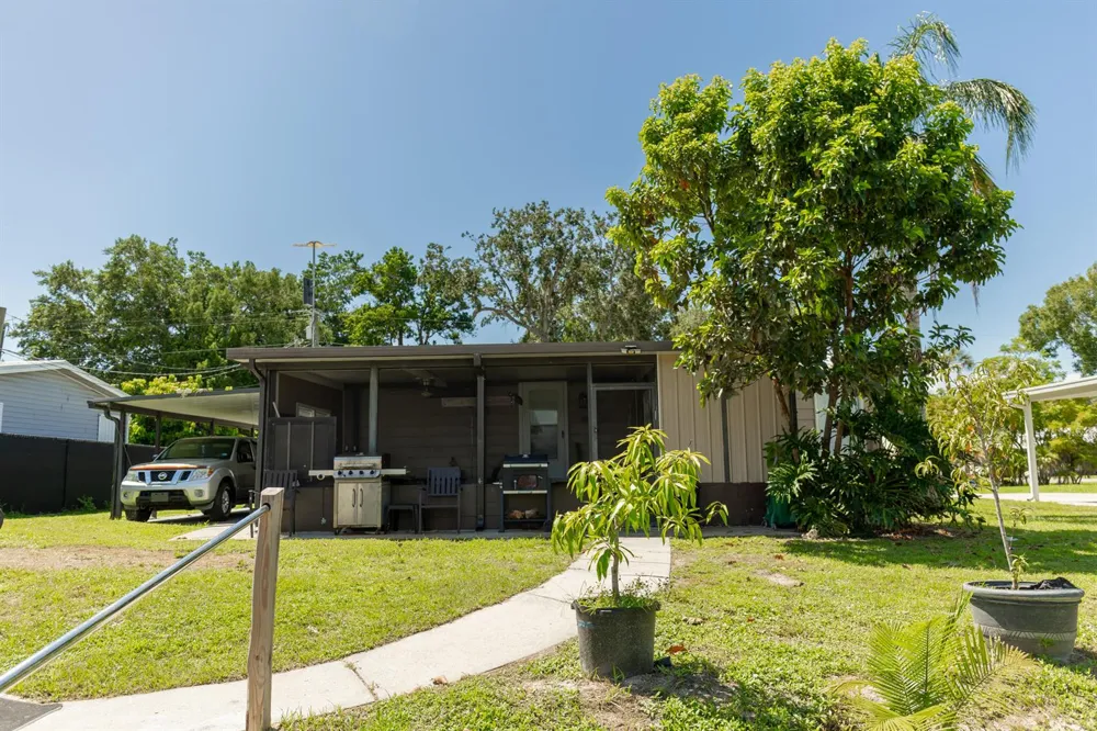 3301 SE 28TH STREET SE Okeechobee, FL 34974
