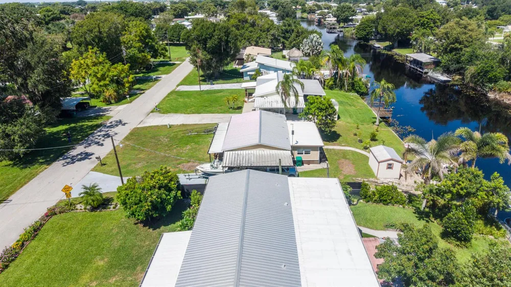 3301 SE 28TH STREET SE Okeechobee, FL 34974