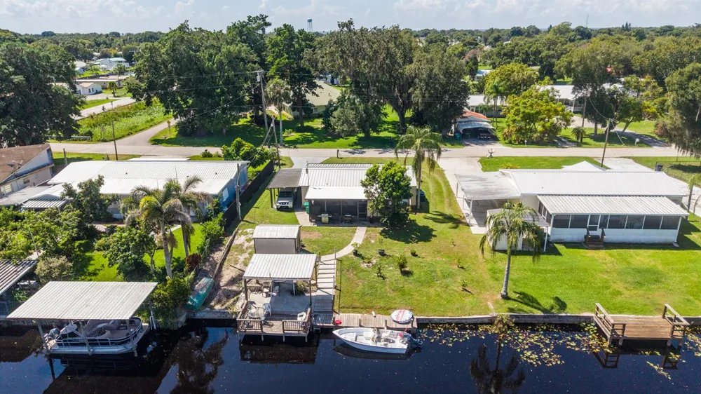 3301 SE 28TH STREET SE Okeechobee, FL 34974