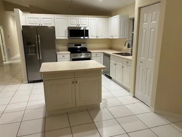 3694 MIRAMONTES CIRCLE Wellington, FL 33414