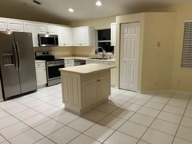 3694 MIRAMONTES CIRCLE Wellington, FL 33414